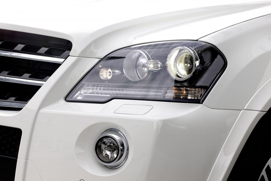  Mercedes-Benz ML63 AMG 2010 года  (фото 8 из 14)